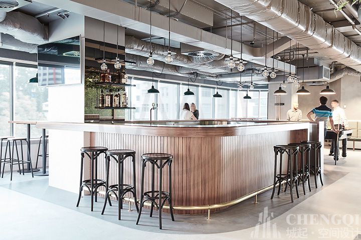 <a href=http://www.zhuang520.com target=_blank class=infotextkey>办公室装饰</a>设计技巧,办公室装饰