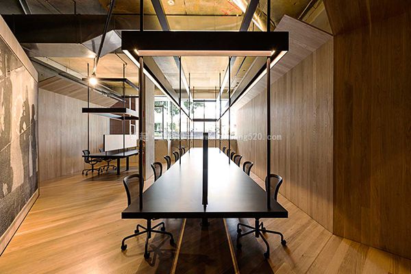 <a href=http://www.zhuang520.com/pictrue/bgs target=_blank class=infotextkey>青岛厂房装修公司办公室装修效果图</a>