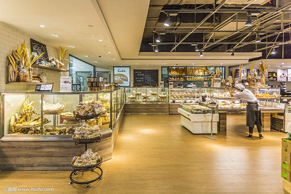 <a href=http://www.zhuang520.com/pictrue/dgd target=_blank class=infotextkey>蛋糕店装修效果图</a>片