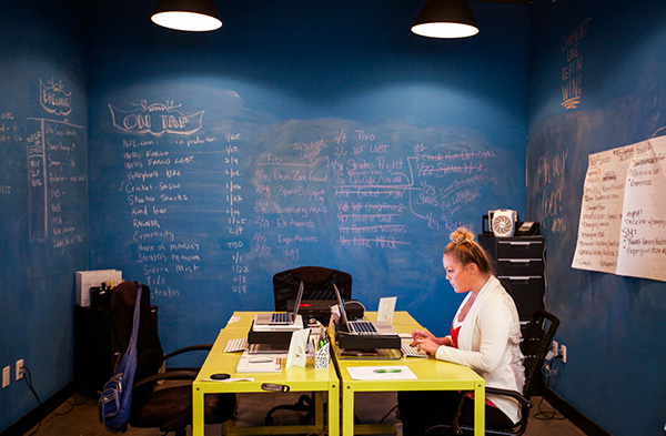 <a href=http://www.zhuang520.com target=_blank class=infotextkey><a href=http://www.zhuang520.com target=_blank class=infotextkey>青岛厂房装修公司办公室装修</a></a>效果图片